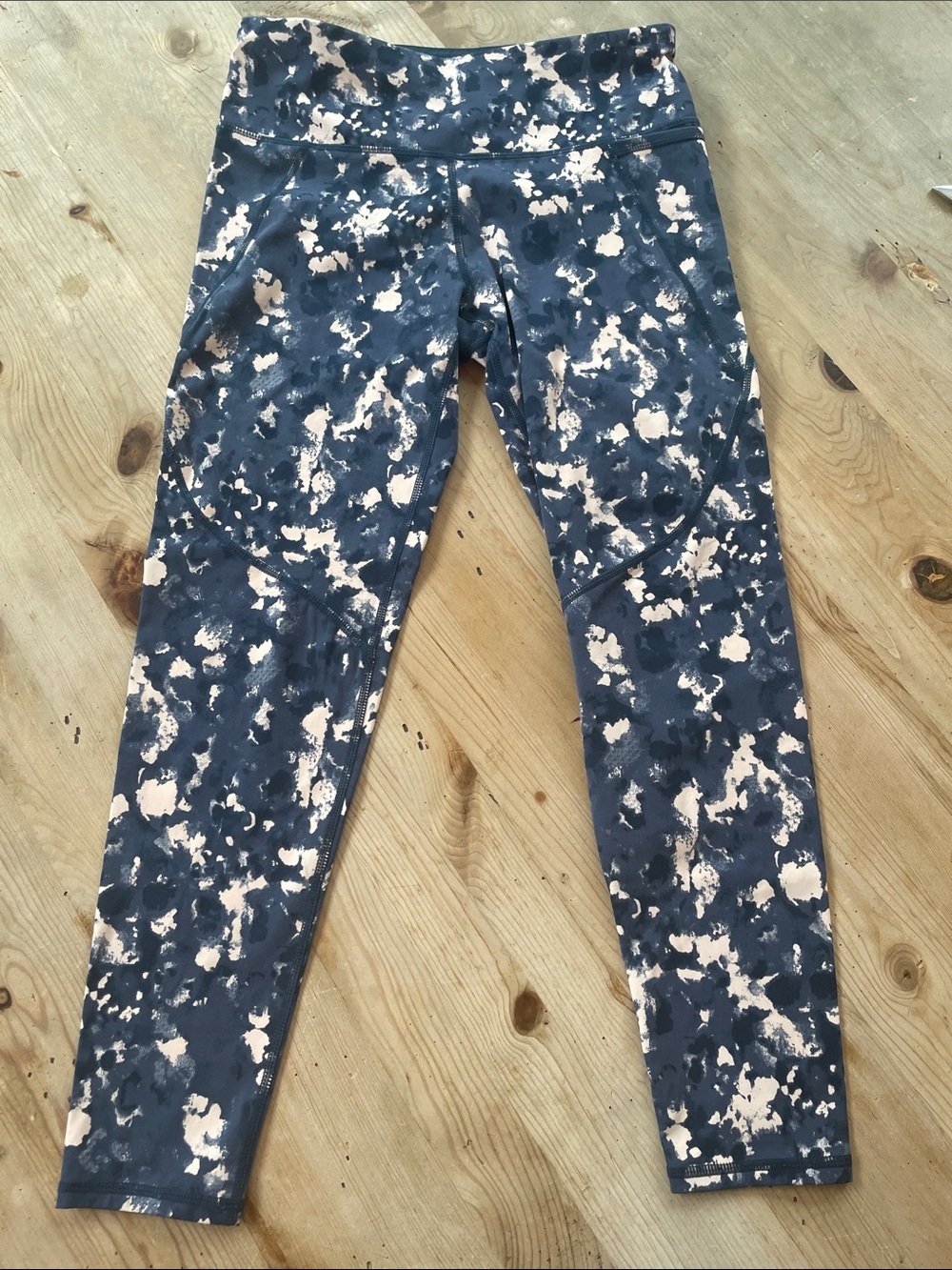 Sweaty Betty Blue/Blush/Cream 7/8 Power Leggings Athleisure Luxe